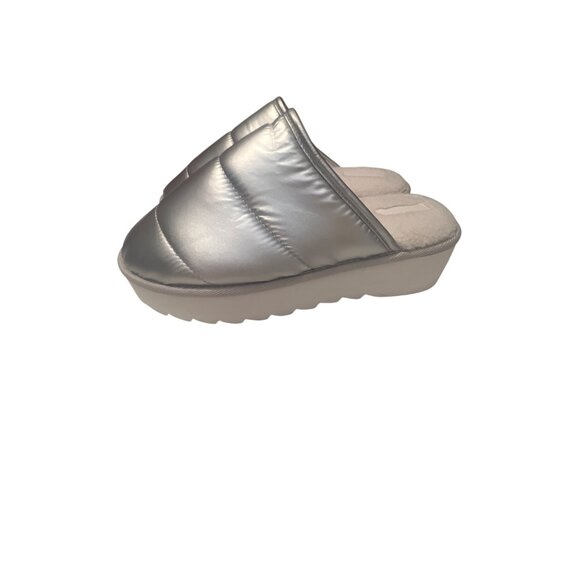 Womens Silver Quilted Platform Slide Slippers Size L 10/11 - Picture 1 of 7